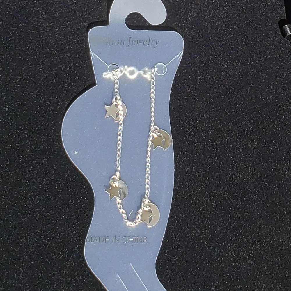 Silvertone anklet w/ Stars & Moons NWT